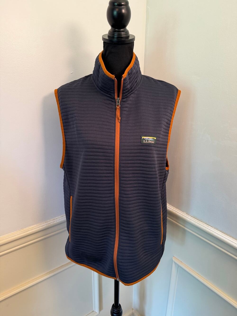 L.L. Bean Men’s Airlight Knit Vest Navy Blue Orange Trim Full Zip Lightweight